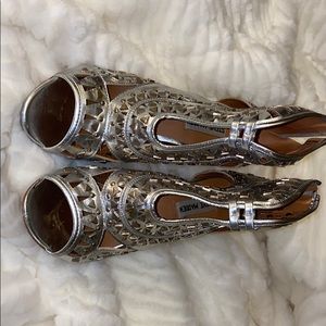 STEVE MADDEN HEELS GENTLY WORN GREAT CONDITION